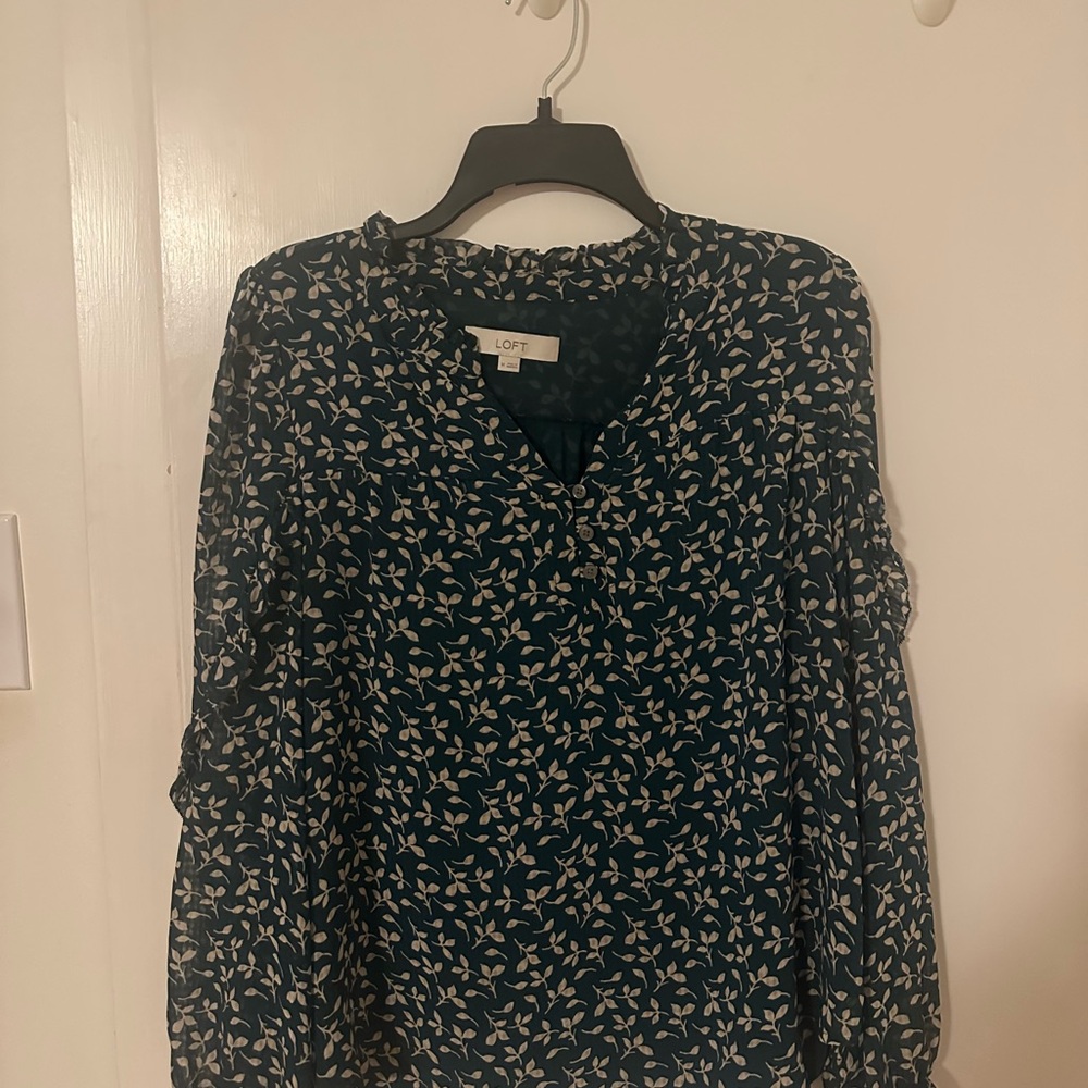 LOFT Women's Dark Blue Leaf Print Blouse